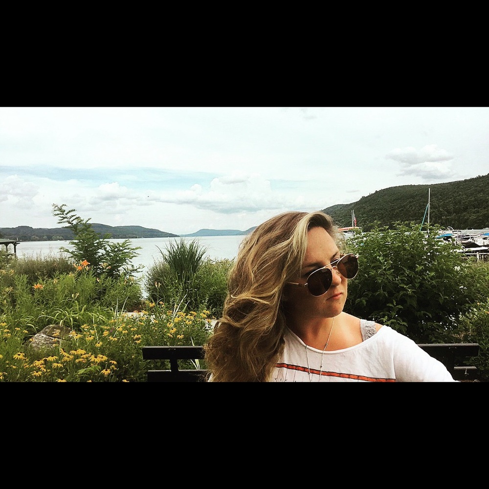 Meet your Posher, Mickay